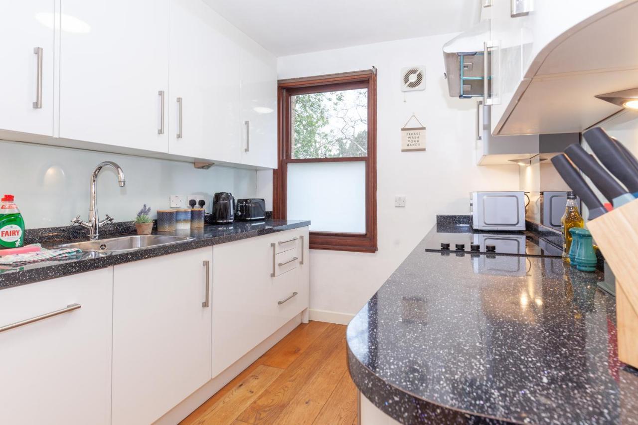 Vibrant & Bright City Centre Apartment! أكسفورد المظهر الخارجي الصورة